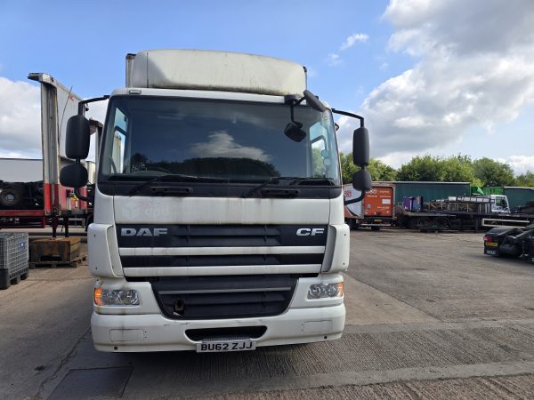 DAF 65-220CF FLATBED - Image 3