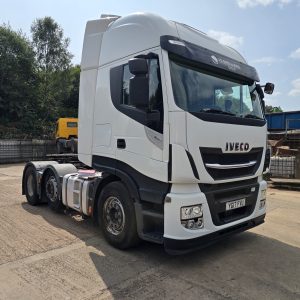 IVECO STRALIS HI-WAY 6X2 TRACTOR UNIT
