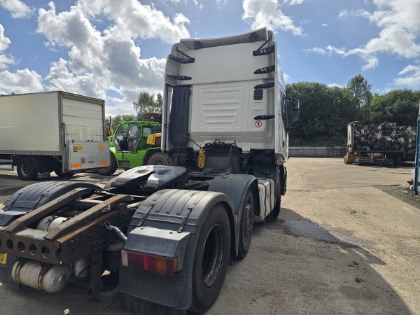 IVECO STRALIS 6X2 TRACTOR UNIT - Image 11
