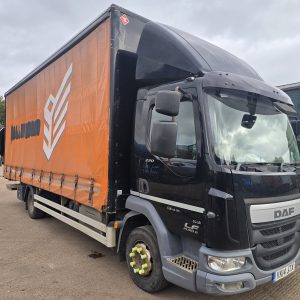 DAF LF220 CURTAINSIDE TRUCK