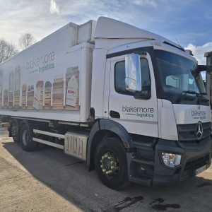 MERCEDES ANTOS 3240 6X2 FRIDGE BOX TRUCK
