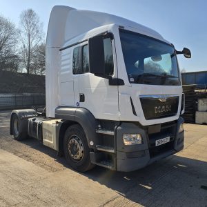 MAN TGS 18-400 4X2 TRACTOR UNIT