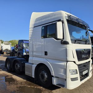 MAN TGX 26-470 6X2 TRACTOR UNIT