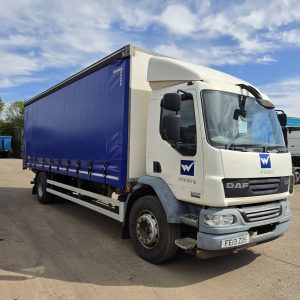 DAF 55-220LF CURTAINSIDE TRUCK