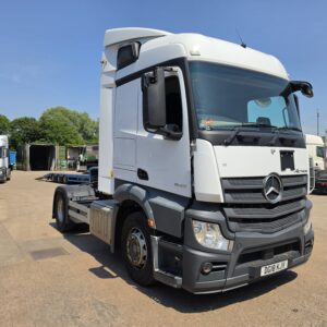 MERCEDES 1843 TRACTOR UNIT