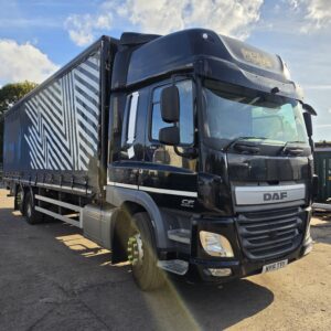 DAF CF330 6X2 CURTAINSIDE