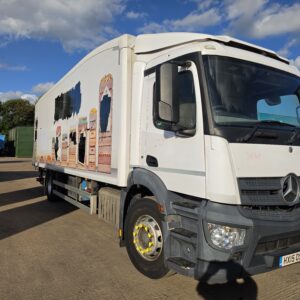MERCEDES ANTOS 1824 FRIDGE BOX